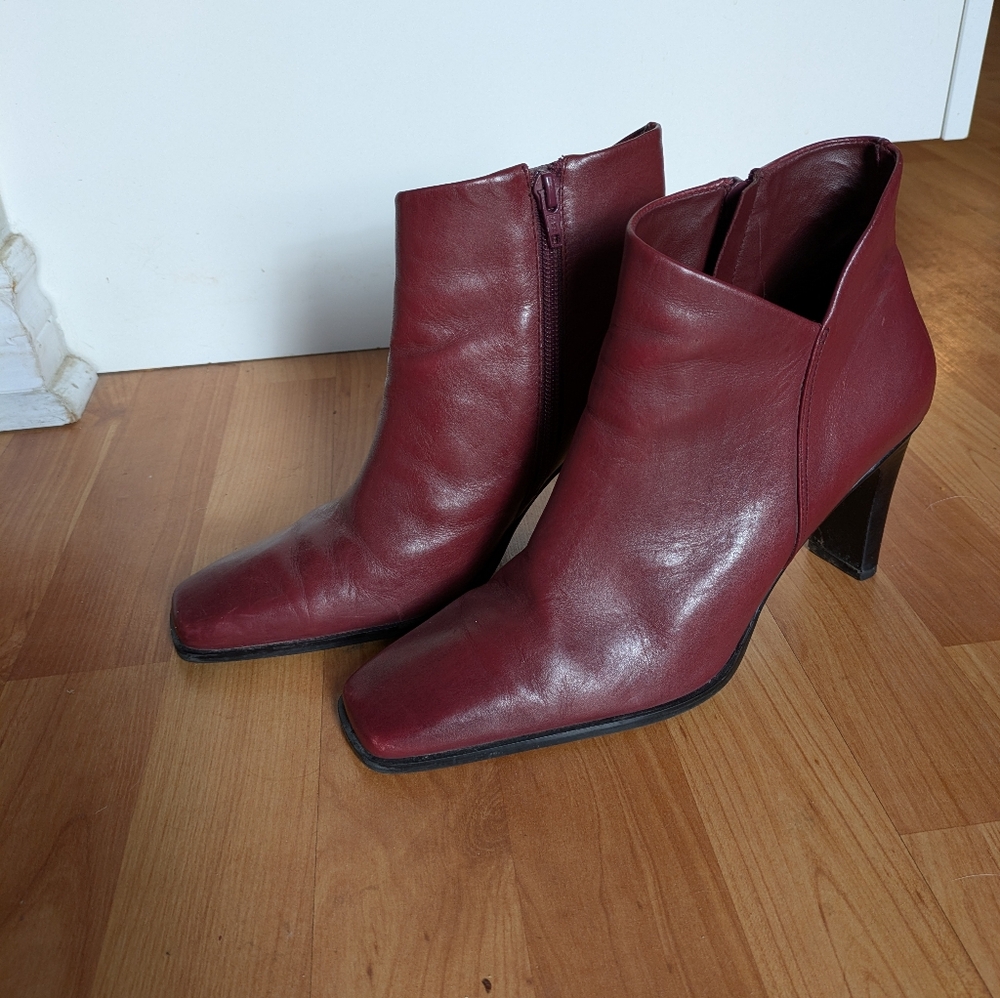 Red leather short boot